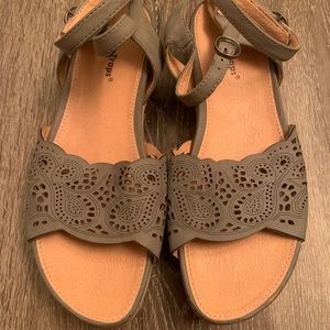 BareTraps Grey Ankle Strap Sandals